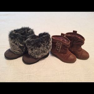 2 pair of toddler boots
